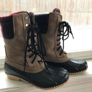 Snow boots! Extremely warm fit a 8-8.5